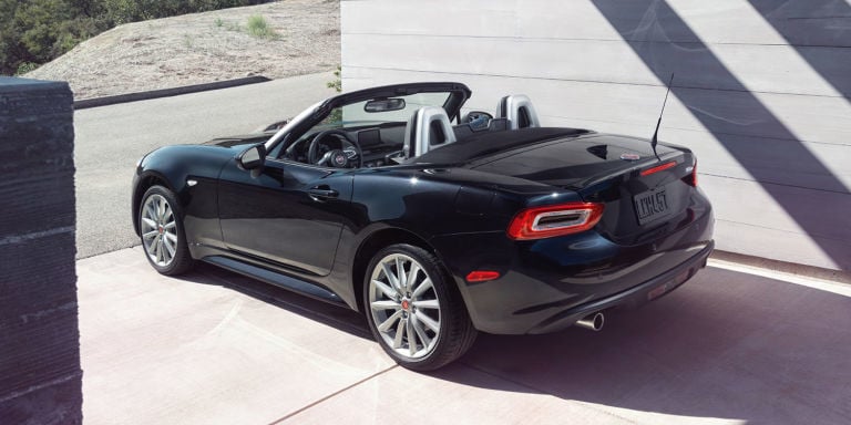 5 choses à savoir sur la FIAT 124 Spider