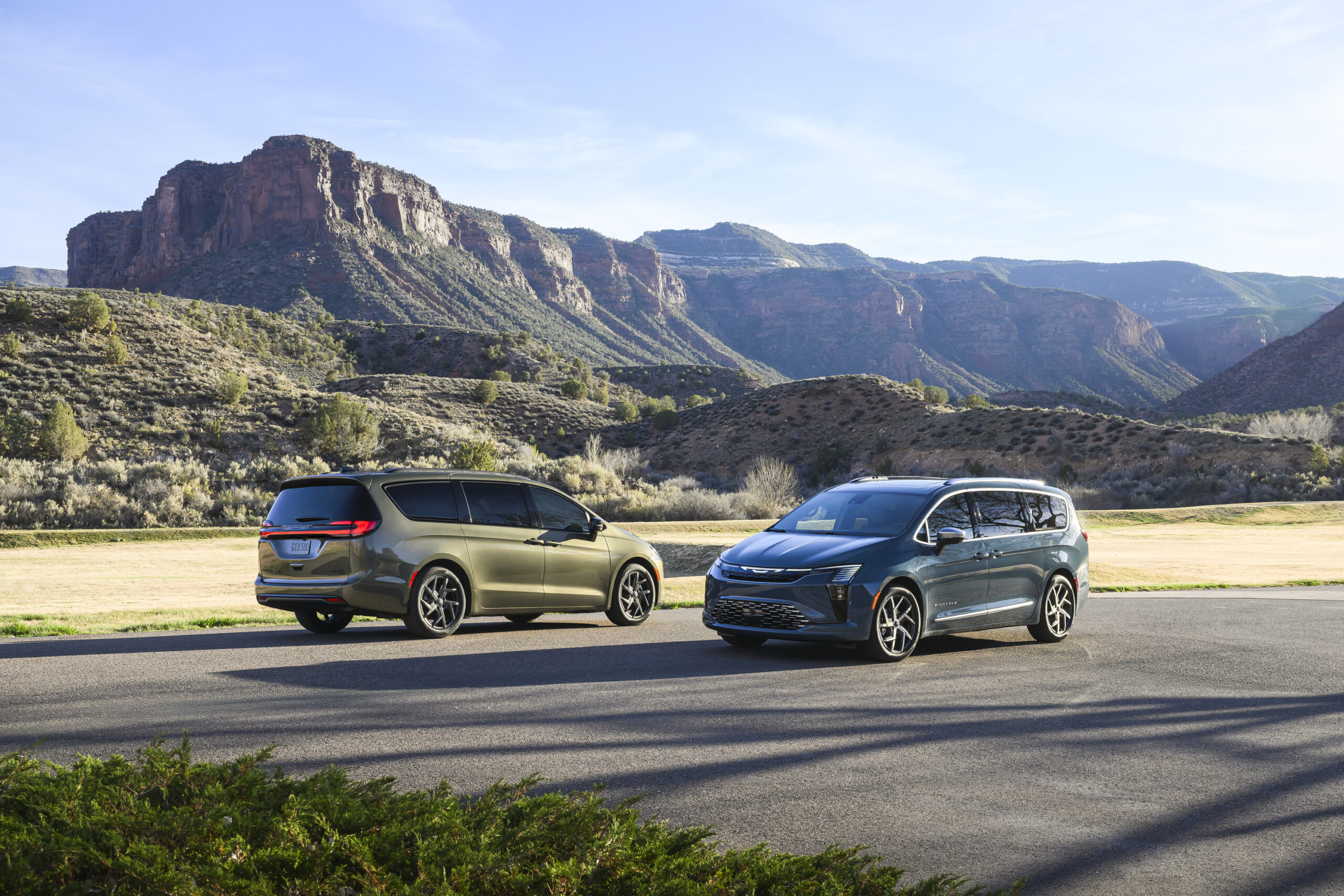 La Chrysler Pacifica 2027 fait peau neuve