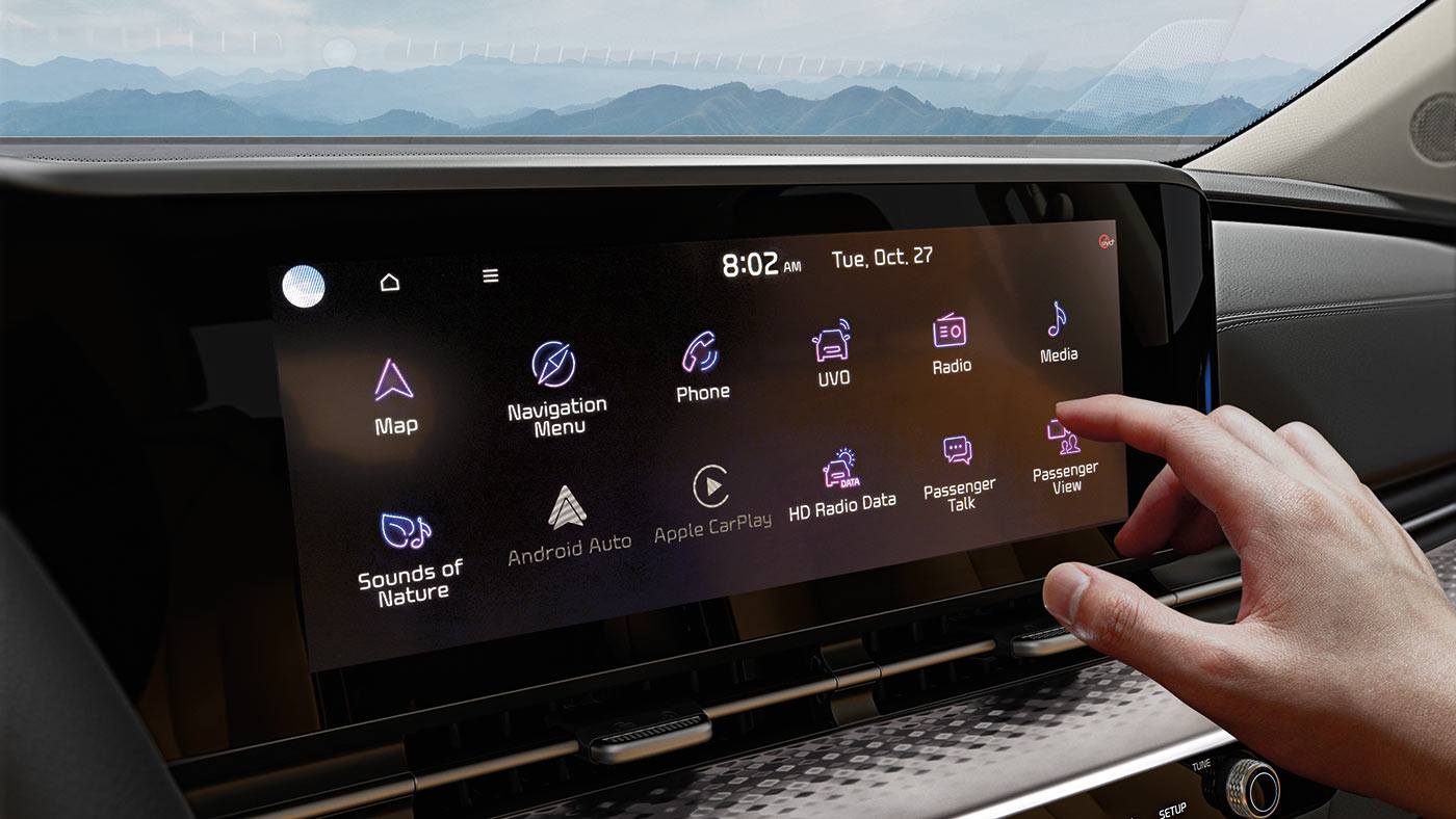 vue de l'écran tactile du tableau de bord d'une Kia Carnival 2023