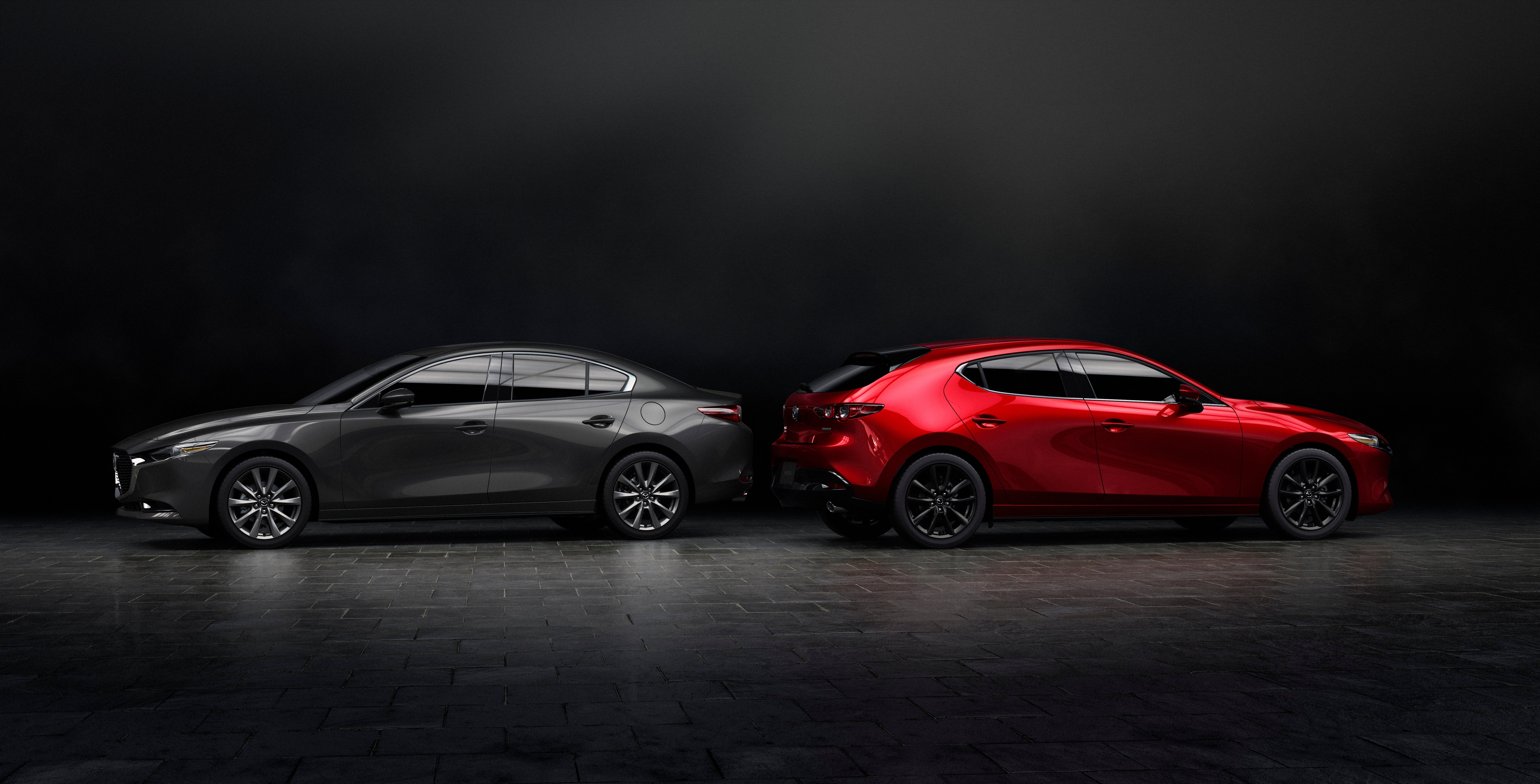 Mazda Mazda3 berline et hatchback 2019 côte-à-côte