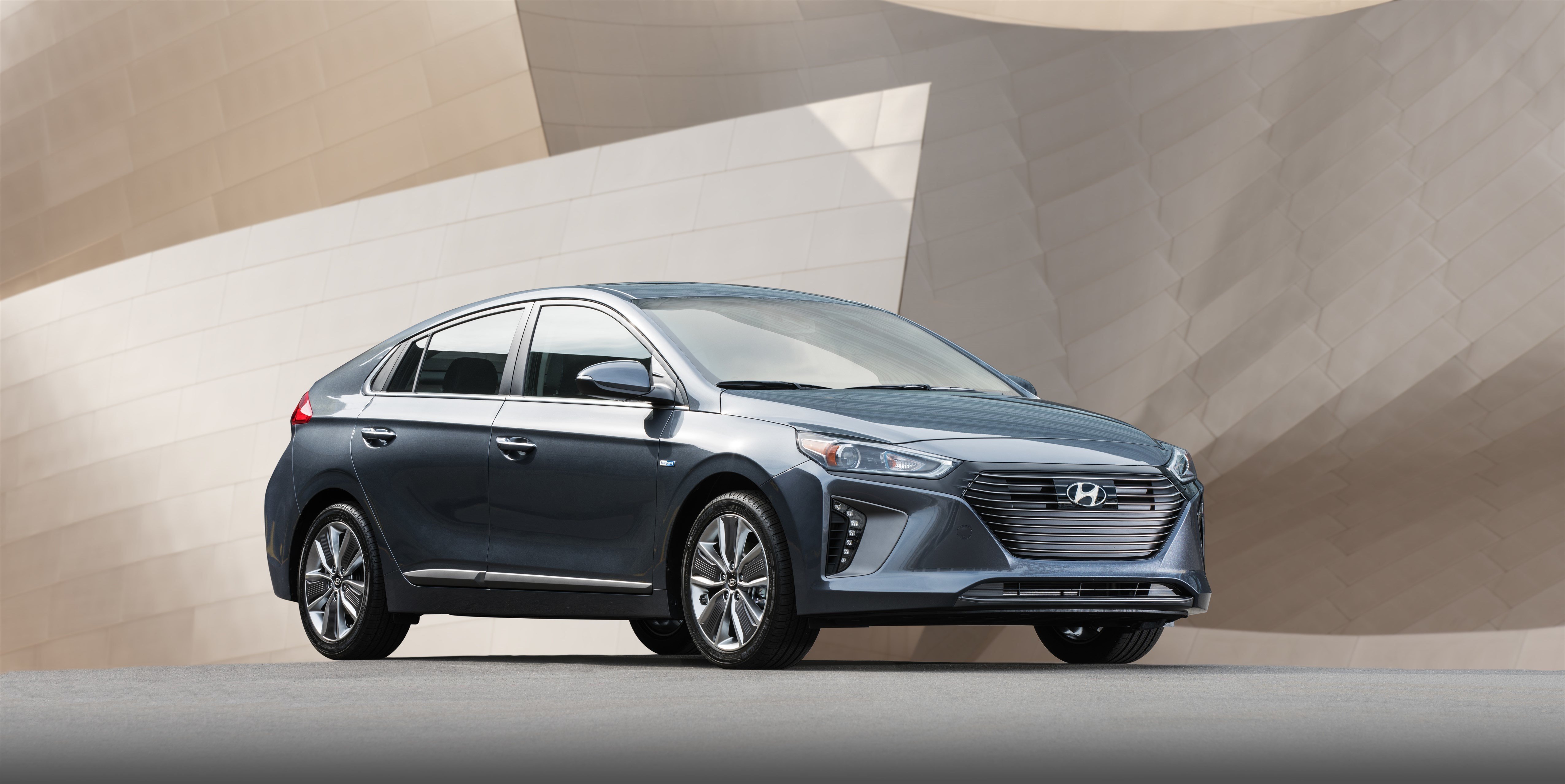 Hyundai IONIQ version hybride 2019