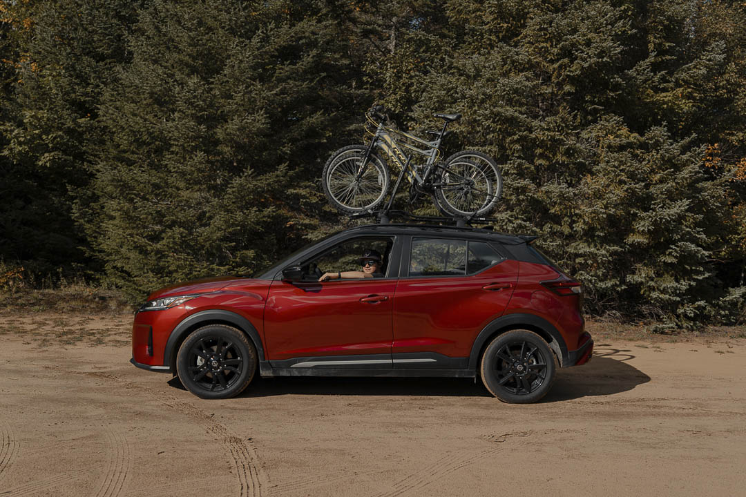 vue latérale du Nissan Kicks 2022